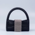 Borsa a mano fatta a mano in perline nere con accento argento e manico superiore tondo - Nero (Accenti Argento)