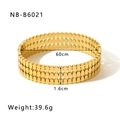 Dettaglio del bracciale rigido da 1,6 cm in acciaio al titanio placcato oro 18k - Stile A Nido D'Ape Ovale (NB-B6021)