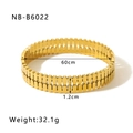 Dettaglio di un bracciale largo in acciaio al titanio con larghezza 1,2 cm e peso 32,1 g - Stile Maglia A Doppia Fila (NB-B6022)