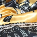 90x90cm satin scarf with elegant horse carriage print and baroque pattern in yellow - 90*90cm / Yellow