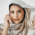 Foulard quadrato di 90cm in raso con note musicali marroni, scialle elegante in seta - Stile Note Musicali Beige