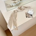 Chic cream white cable-knit narrow scarf with minimalist woven brand label detail - Off-white