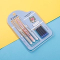 Set di penne stilografiche a tema maialino con 3 penne e 4 cartucce di inchiostro blu - 3 Penne + 4 Cartucce d'Inchiostro Colori Casuali / Pennino Extra Fine da 0.5mm