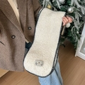 Écharpe en maille blanc crème avec bordure contrastée noire et patch de marque - 135-175CM / Blanc