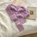 Sciarpa in maglia di pelliccia sintetica viola chiaro con etichetta su fondo bianco - Modello lungo / Viola chiaro