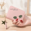 Portafoglio corto da donna rosa con patch floreale, nappina a stella e finta pelle - Rosa
