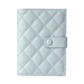 Cartera para pasaporte acolchada azul claro con patrón de diamantes y cierre de botón - Azul