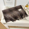 Écharpe épaisse à carreaux avec franges en couleurs marron foncé, marron clair et rose - Fin Pied-de-poule - Café