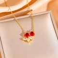 Collana con ciondolo a cuore rosso rubino e cristalli dorati per donne eleganti - Collana (8874) / Oro