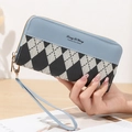 Portafoglio lungo in pelle PU con patchwork blu e motivo a rombi, dotato di cinturino da polso - Blu