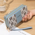 Portafoglio lungo azzurro con doppia cerniera e motivi di lettere vintage da donna - Blu
