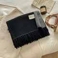 Bufanda bicolor gris y negra de mezcla de lana con flecos y textura gruesa - Gris Oscuro