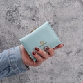 Portefeuille court vert menthe pour femme avec logo éléphant doré et fermoir coeur - Style Éléphant / Vert