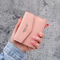 Kurze rosa Kunstleder Geldbörse mit Umschlagklappe und Forever Lovely Aufdruck - Rosa