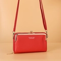 Borsa a tracolla rossa in pelle martellata con doppia zip e chiusura in metallo dorato - Rosso
