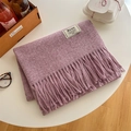 Écharpe effet cachemire mauve pâle avec franges et étiquette tissée élégante - Magenta