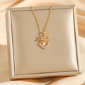 Prachtige gouden strik ketting met parel en fonkelende zirkoon op een luxe doos - Gouden Strik (8722)