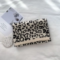 Thick knitted leopard print scarf in beige and black with ribbed edges for winter warmth - Off-White Leopard Print (White)