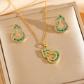 Conjunto de collar y pendientes de calabaza dorada con esmalte verde y circonitas - Set de joyas / Dorado/Verde