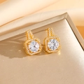 Boucles d'oreilles carrées en plaqué or 18 carats avec zircons et micro-pavage - Boucles d'oreilles dorées
