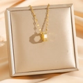 Collana a catena serpente in oro 18k con pendente cilindrico in conchiglia e micro diamanti - Stile Oro Madreperla Bianca (8075)