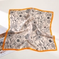 Elegante zijden sjaal met bloemenprint, oranje randen en een luxe satijnen glans - 53cmx53cm / Oranje Rand Bloemen