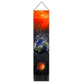 Arazzo da parete verticale a tema spazio con Terra, sfondo stellato e nappe nere - 32.5*130cm / Motivo Terra Galassia (Stile 1)