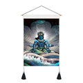 Dettaglio dell'arazzo mandala con divinità blu e nappe nere per decorazione murale interna - 35x50cm / Dio Serpente Vishnu (Stile 4)