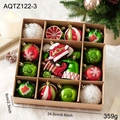 Set de bolas de Navidad de 2,3 pulgadas rojas y verdes con purpurina y detalles grabados - Bolas Rojas Verdes Y Blancas Y Caja De Bota Y Sombrero (AQTZ122-3)