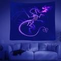 Neonlila Drachen-Skelett-Wandteppich mit herzförmigem Schwanz für das Wohnzimmer - Dark Fantasy Knochendrache (Stil 5)