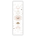 Dettaglio dell'arazzo con fasi lunari e simboli celesti in stile bohémien - 40x150cm / Stile 2