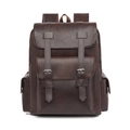 Vista frontal de la mochila vintage de cuero PU marrón oscuro con solapa y bolsillos - Marrón