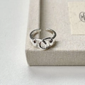 Minimalistischer silberner Kettenglieder-Ring mit polierten ovalen Elementen für Damen - Silberner Ovaler Ineinandergreifender Ring