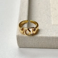 Minimalistischer goldener ovaler Ring mit verstellbarem Design für Damen - Goldener Ovaler Ineinandergreifender Ring