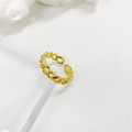 Detail of adjustable gold-plated chain link ring on transparent display stand - Adjustable Open / Gold Chain Style (S-R866)