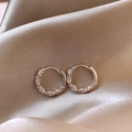 S925 sterling zilveren Mobius oorringen met sprankelende zirkonia steentjes - Gedraaide Creolen / Zilver/Met Steen