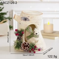 Weihnachts-Eichhörnchen im Birkenstamm mit Tannenzapfen und Beeren Dekoration - Eichhörnchen im Baumloch