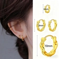 Gedraaide Mobius ringoorbellen in goudkleur verkrijgbaar in 6mm, 8mm en 10mm maten - Binnendiameter 10mm / Goud
