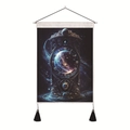 Dettaglio dell'arazzo con orologio galassia stellata e nappe nere decorative - 35x50cm / Orologio Terra Spazio (Style-4)