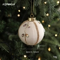 8 cm crème geflokte kerstbal versierd met gouden kettingen en kleurrijke edelstenen - 8cm Beige Strass Stijl (AQPM43-4)