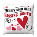 Quadratischer Plüsch-Kissenbezug zum Valentinstag mit Herz und Kissing Booth Druck - Kurzer Plüsch / Kissing Booth Vintage Schild