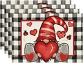 Linen placemat set featuring buffalo check borders and gnome with red hearts design - Linen / Gnome Holding Heart Plaid Border (12)