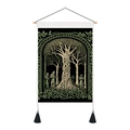 Detailansicht des Lebensbaum Wandteppichs mit Holzstab und schwarzen Quasten für Deko - Yggdrasil Charakter Illustration (Stil 4)