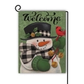 Weihnachtliche Gartenfahne mit Schneemann und Rotkardinal auf grünem Leinenstoff - 30x45cm / Schneemann mit Goldener Glocke Stil (1)