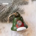 Campana di Natale verde in metallo con motivo Babbo Natale dipinto e corda di iuta - Babbo Natale Verde (APYX129-9) / Verde Tipo A