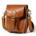 Borsa a tracolla vintage in pelle crazy horse con fibbia in bronzo marrone scuro - Marrone