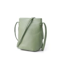 Sac seau réglable en cuir vert avocat avec motif litchi et fine bandoulière - Vert clair