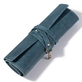 Dunkelblauer Rollmäppchen aus Crazy Horse Leder mit antikem Schlüssel-Anhänger - Blau