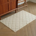 Cream-colored rectangular rug with minimalist 3D diamond texture on wooden floor - 45x70cm / Cream Beige