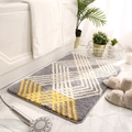 Absorbent grey and yellow geometric bathroom rug with high-density plush texture - 40*60cm / Simple Stripe 1
